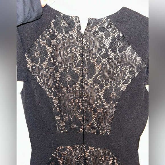 Adrianna Papell dress size 6 - Picture 6 of 6